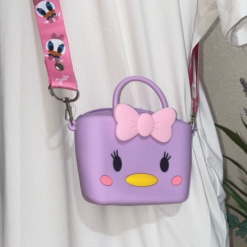 Duck Coin Sling Purse for Girls and Women.